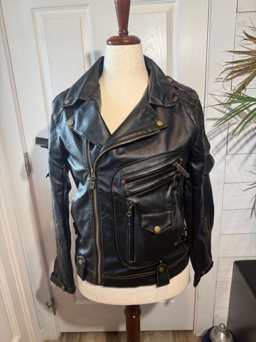 Black Faux Leather Moto Jacket - Women’s Men's Stylish Biker Street Jacket
